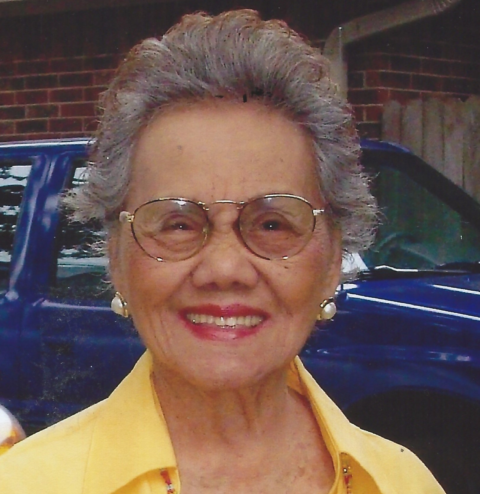 Obituary of Consuelo Zayas Docdocil