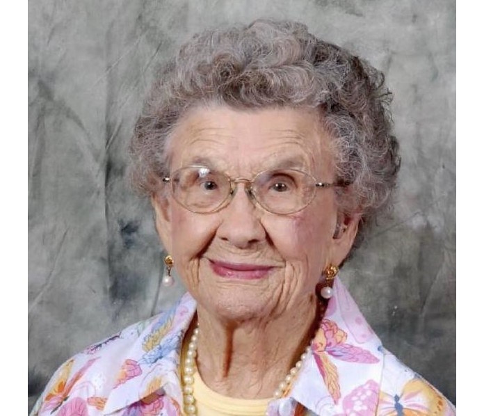 Obituary of Helen Maude Maddox