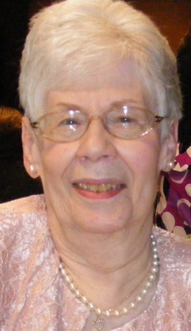 Obituario de Lois M. Connelly