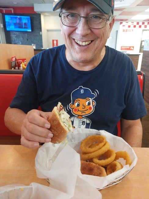 Obituary of Wayne "Fred" F. Moore Jr.