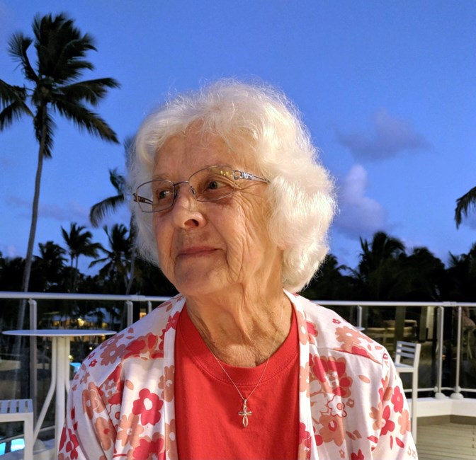 Obituary of LaVonne M Ozmun