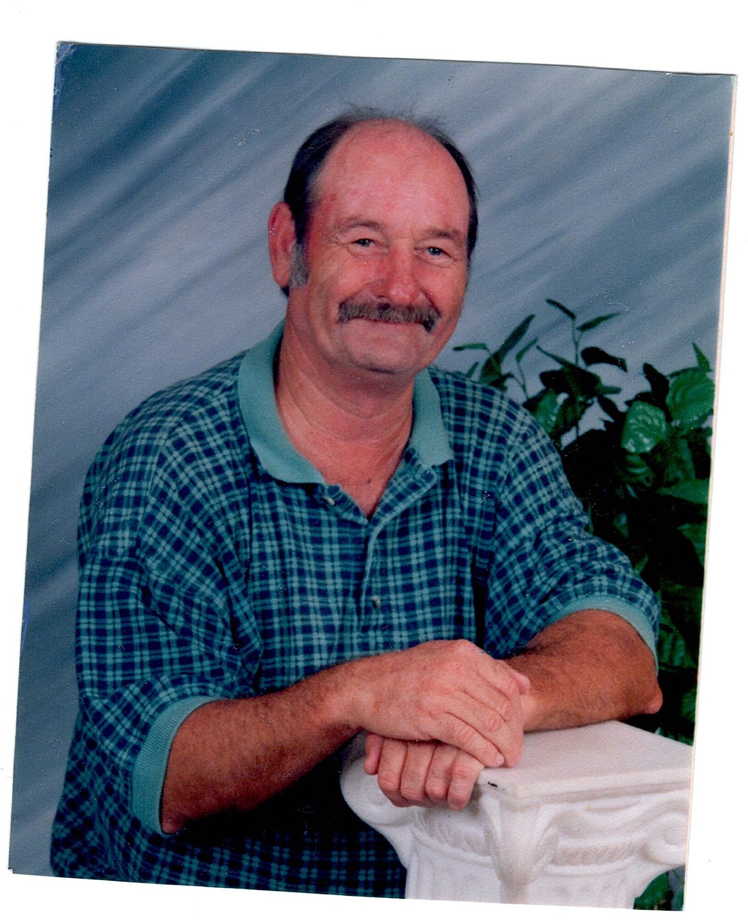 Obituary of Lester Earl Brewer