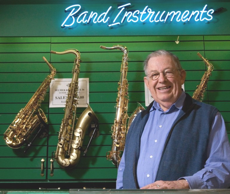 Obituary of Wayne Bliss Gard