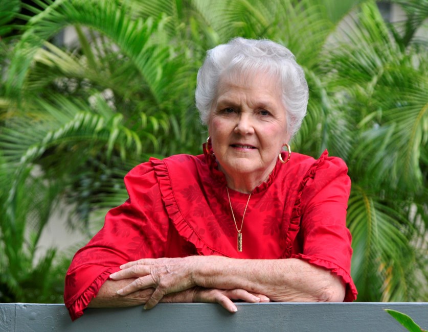 Obituary of Barbara White Flores