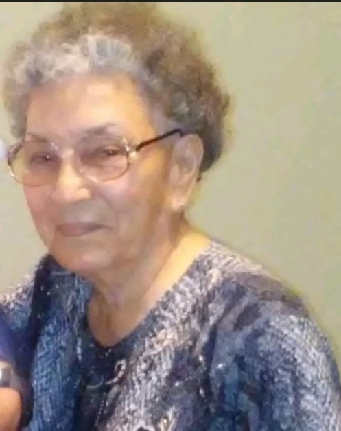 Obituary of Mary Lou Flores