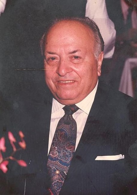 Obituario de Mr. Harry V. Salta