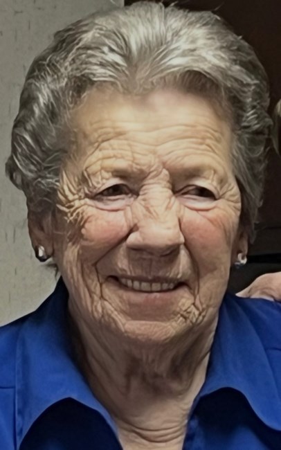 Obituary of Germaine B. (Badeau) Guimond