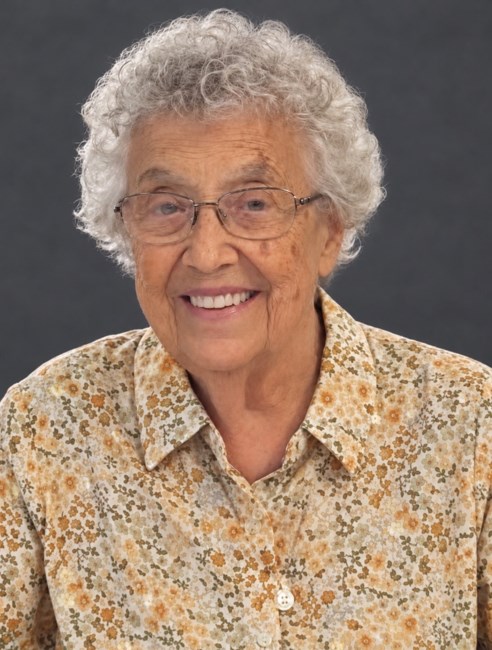 Obituary of Marie "Lois" Leszynski