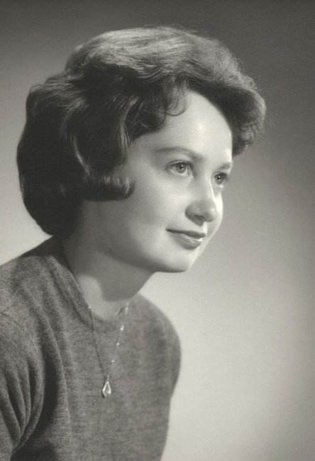 Obituary of Lorna Gail Rhodes