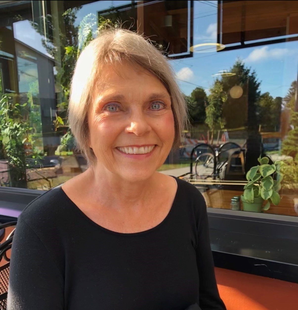 Avis de décès de Jane Larson McGuirk