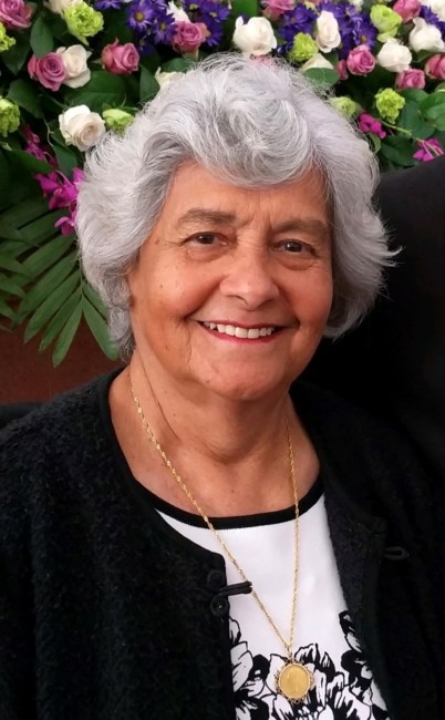 Obituary of Yvonne Marguerite Denise Devellerez