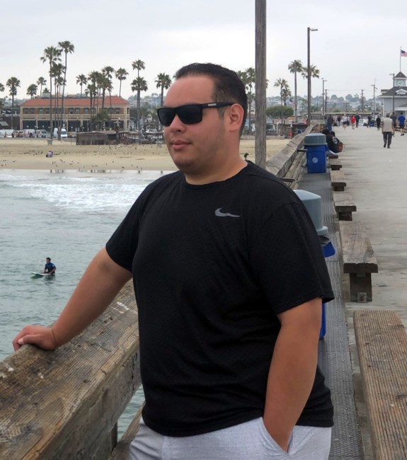 Obituary of Ernesto Alberto Robles Jr.