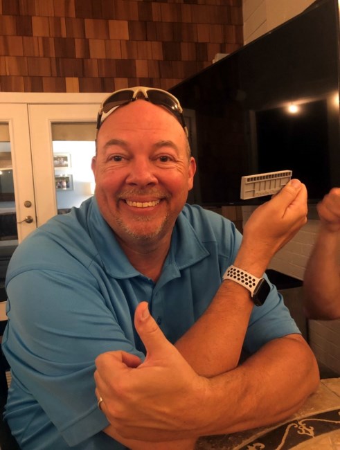 Obituary of Christopher Michael Comfort