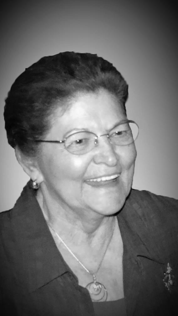 Obituary of Pauline Fox