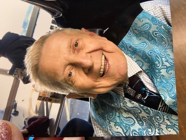 Obituary of Robert J. Grochowiak