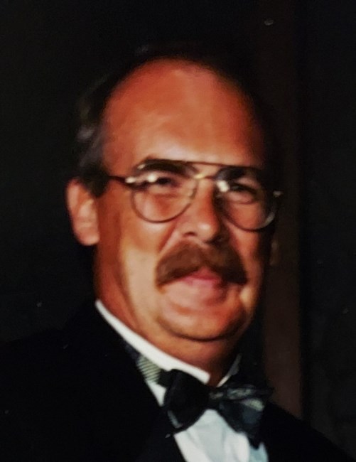 Obituario de Thomas Raymond Decker Jr.