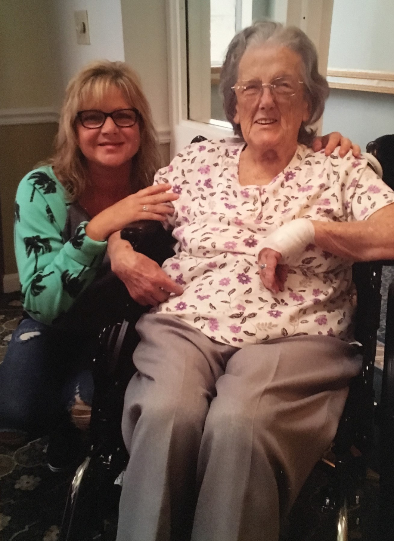 Obituary of Ms. Edith F. Hahn