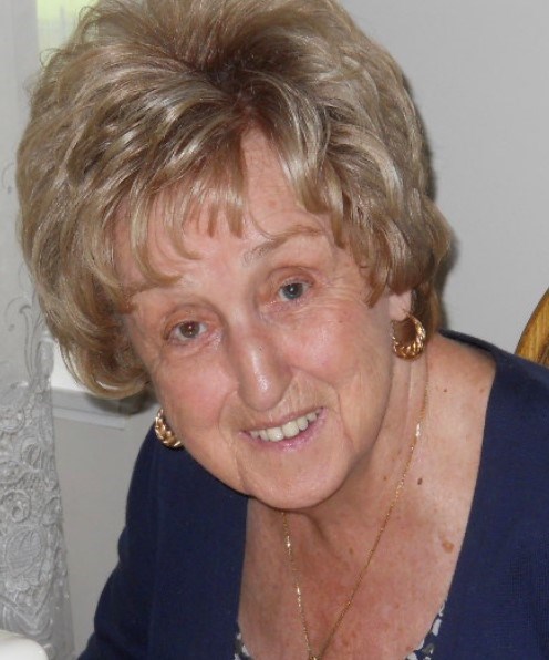 Obituary of Raymonde (née Gourdeau) Levesque