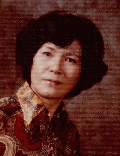 Obituary of Akiko H Henderson