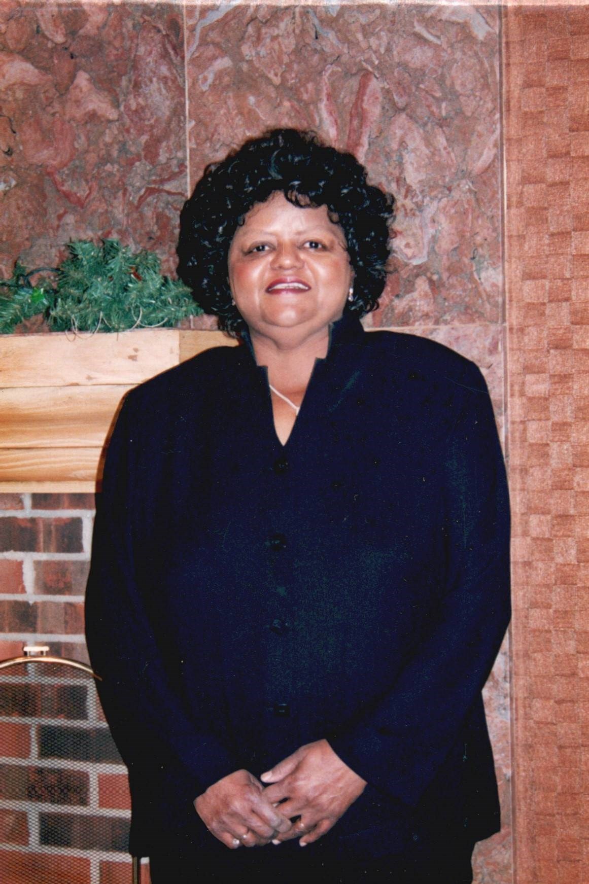 Obituario de Karen Bridget Labroi