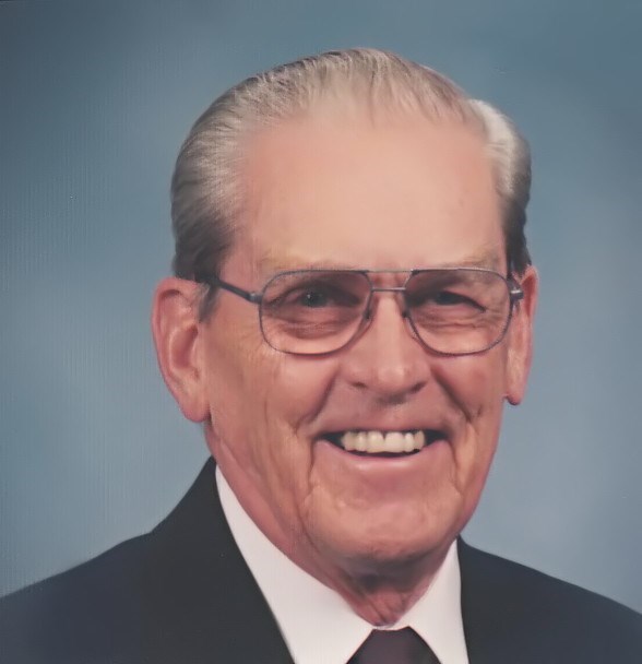 Obituary of Lloyd E. Cavanah