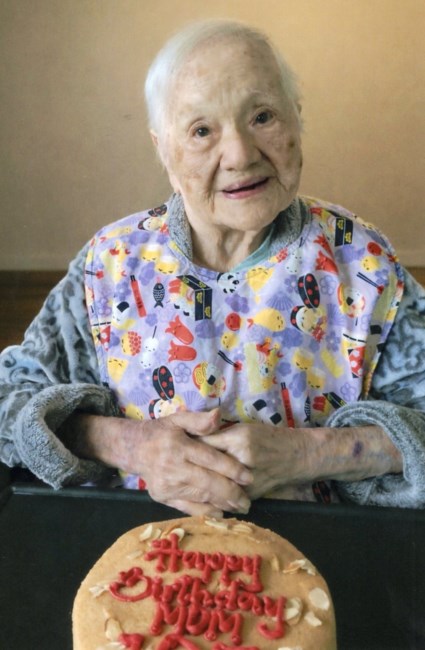 Obituary of Clara Harue Gouveia