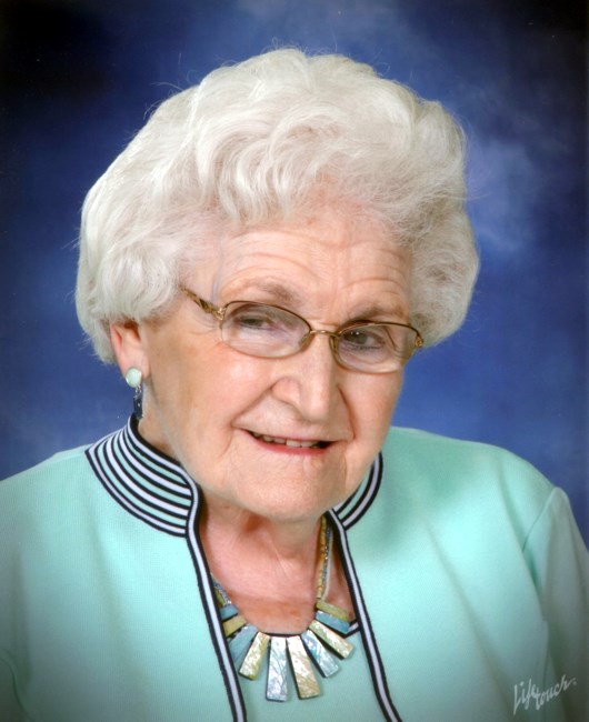 Obituario de Lois D Hartman