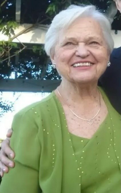 Obituary of Elizabeth F Bell