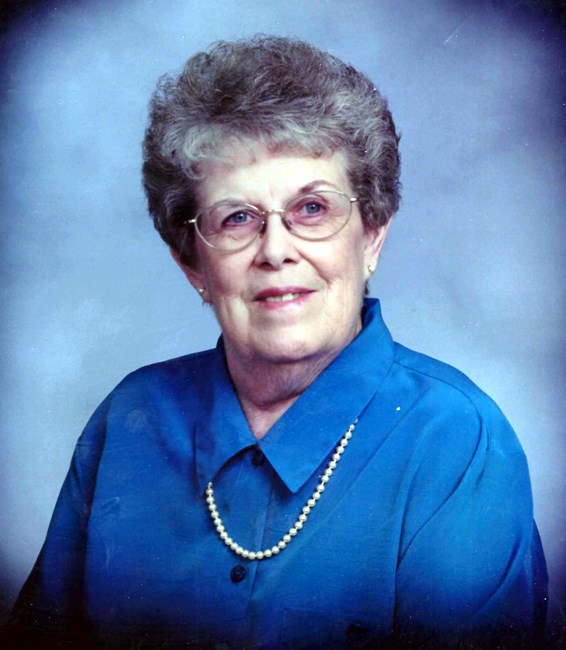 Obituary of Phyllis McComb
