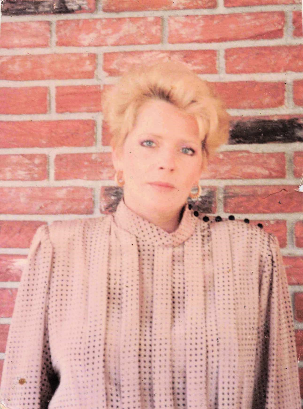 Obituary of Valerie Christine Shear