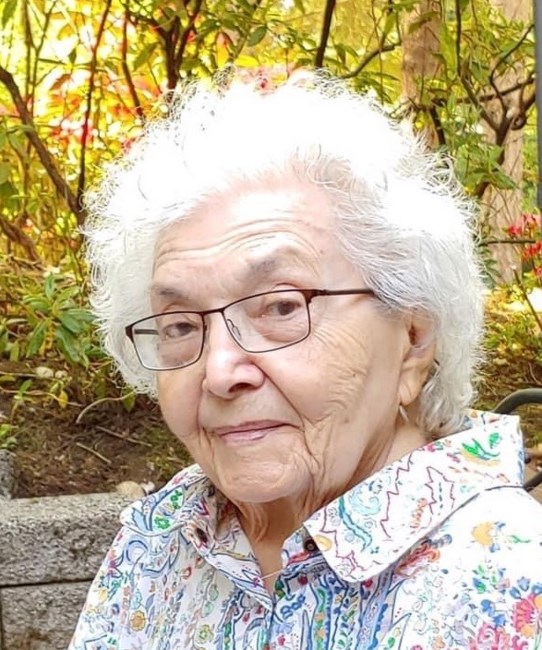 Obituary of Virginia Genevieve Locke