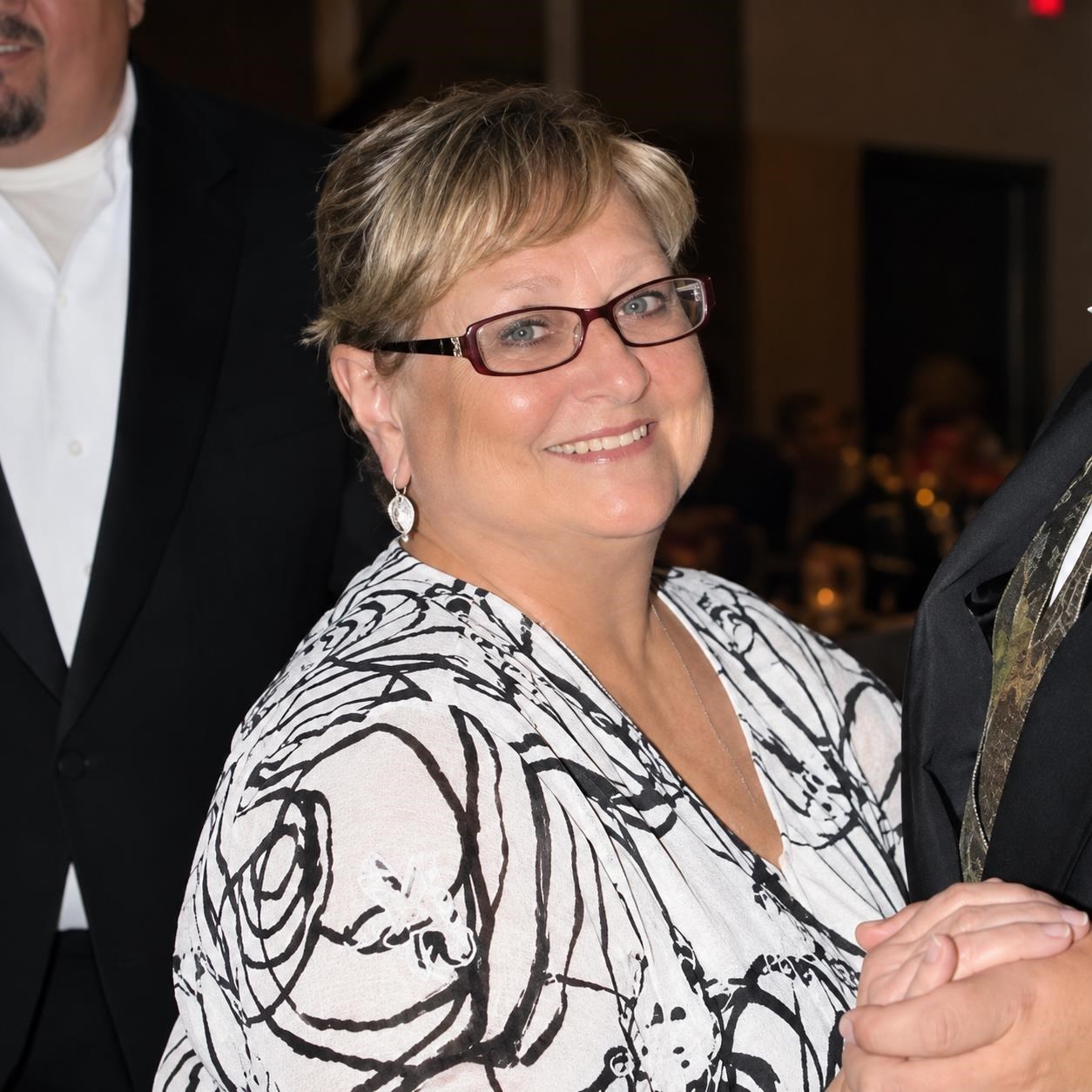 Obituary of Janet L. Mathews