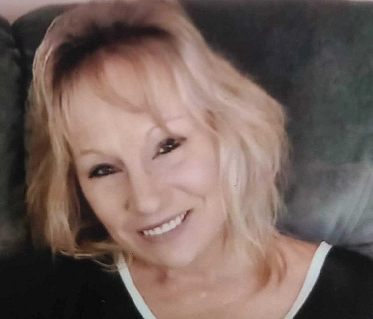 Obituary of Julie Ann Strong