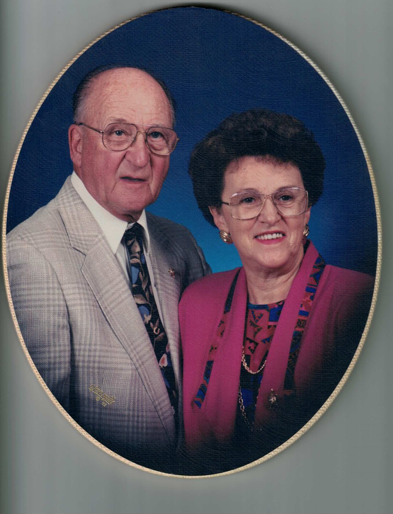 Obituary of Elwood  Olin & Jean B. Riffle