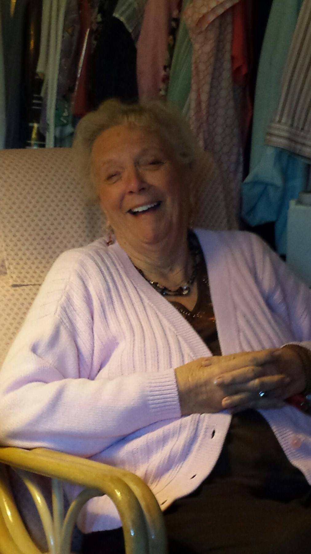 Obituary of Donna Lou "Pokey" Emery Gillis