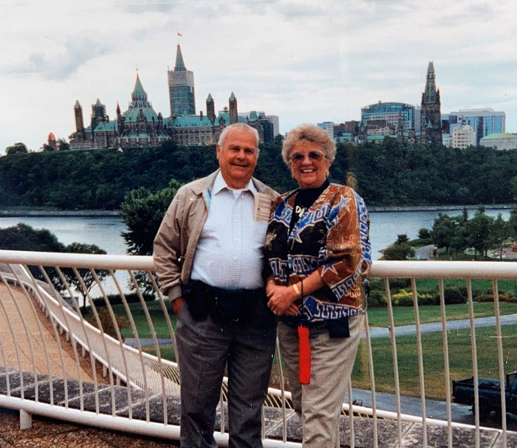 Obituary of Joyce Virginia Busch