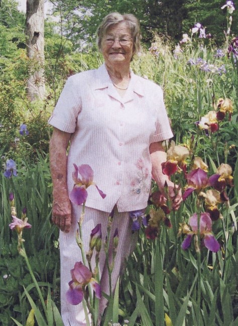 Obituary of Mary Maggie Magdalene Robertson