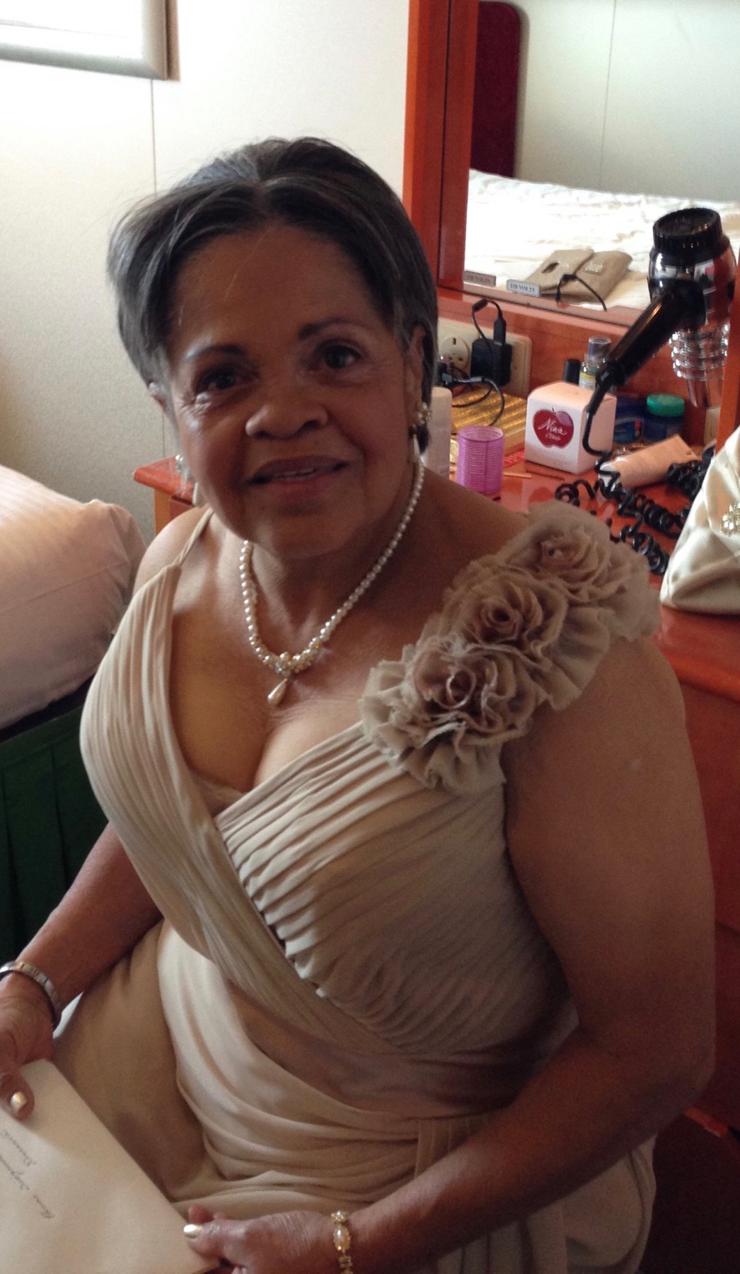 Obituary of Teresita Castillo