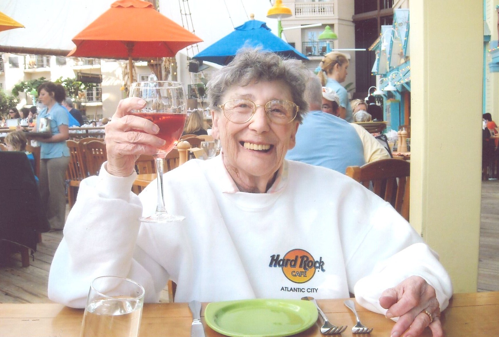 Obituary of Carol Guss