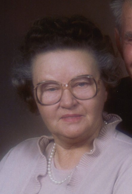 Obituary of Iva J. Stoll