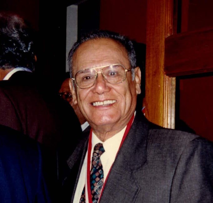 Obituario de Victor M. Velasquez