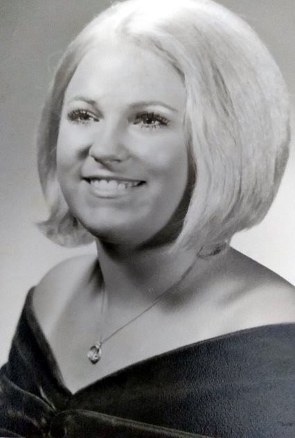 Obituary of Susan Gail Marton