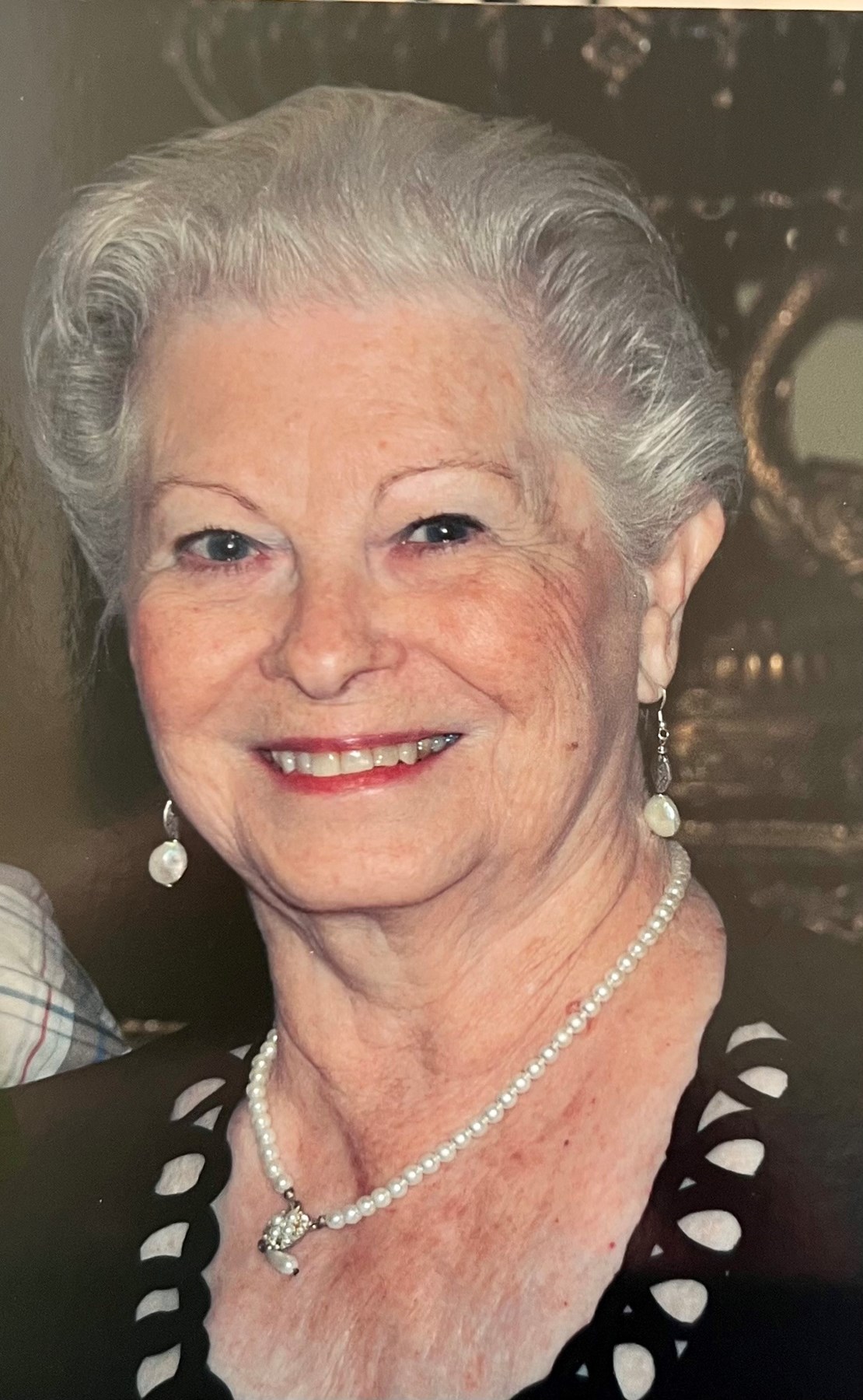 Obituary of Nona Mae Becker