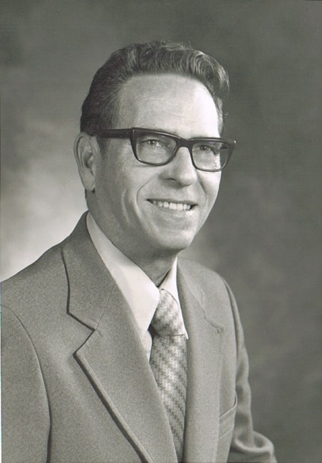 Obituary of Harold E Whippo