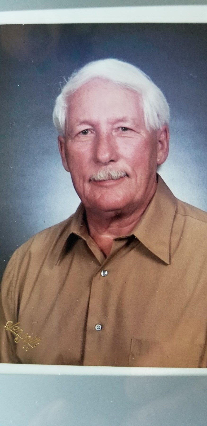 Avis de décès de Raymond Moore Willey