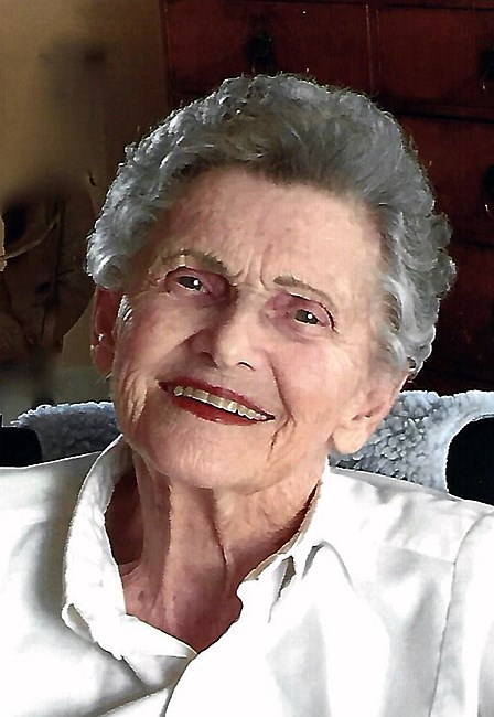 Obituario de Joyce Nicholson Everitt