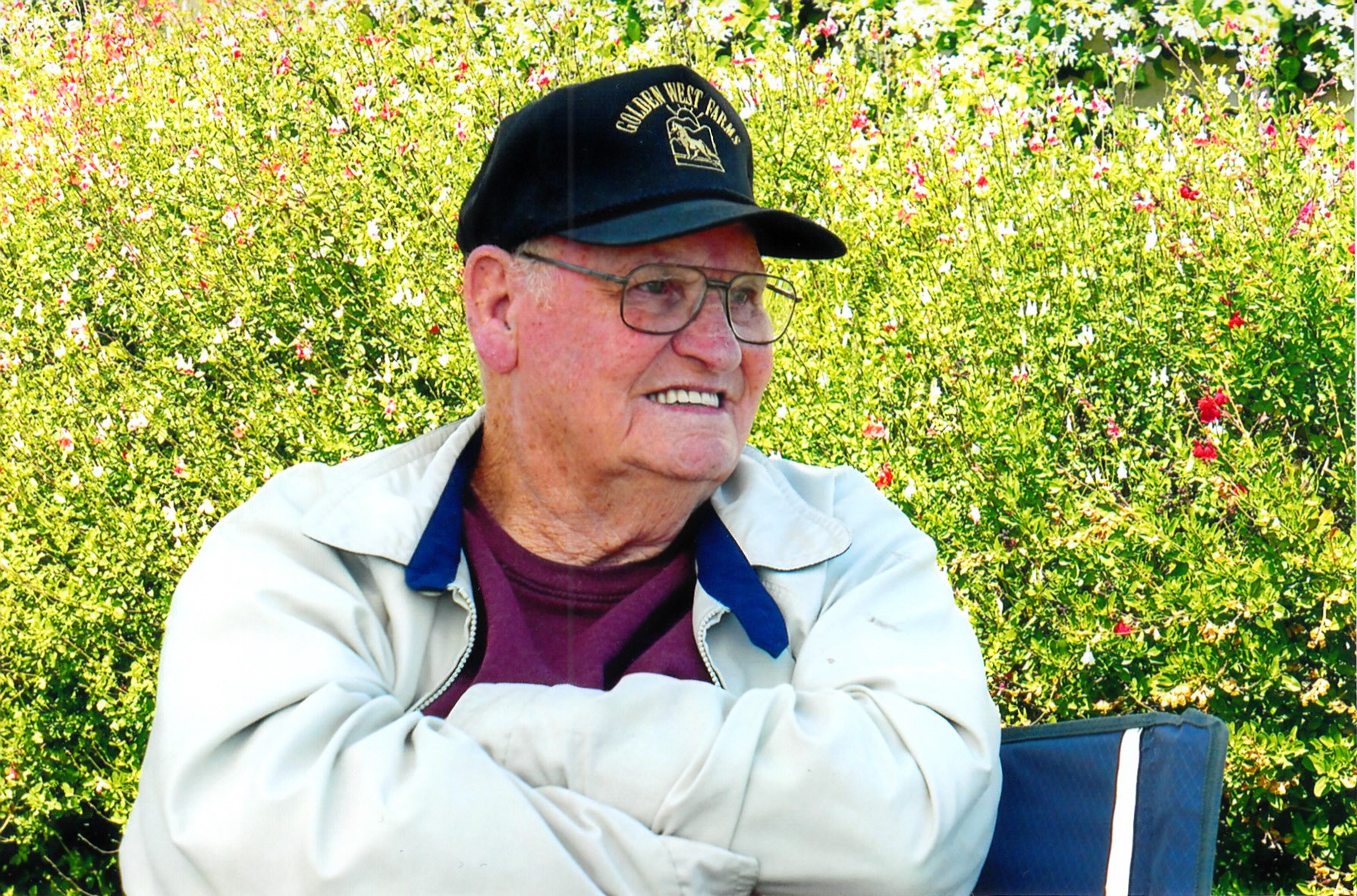 Obituario de Paul Hughes