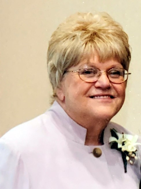 Avis de décès de Elsie M. Fields