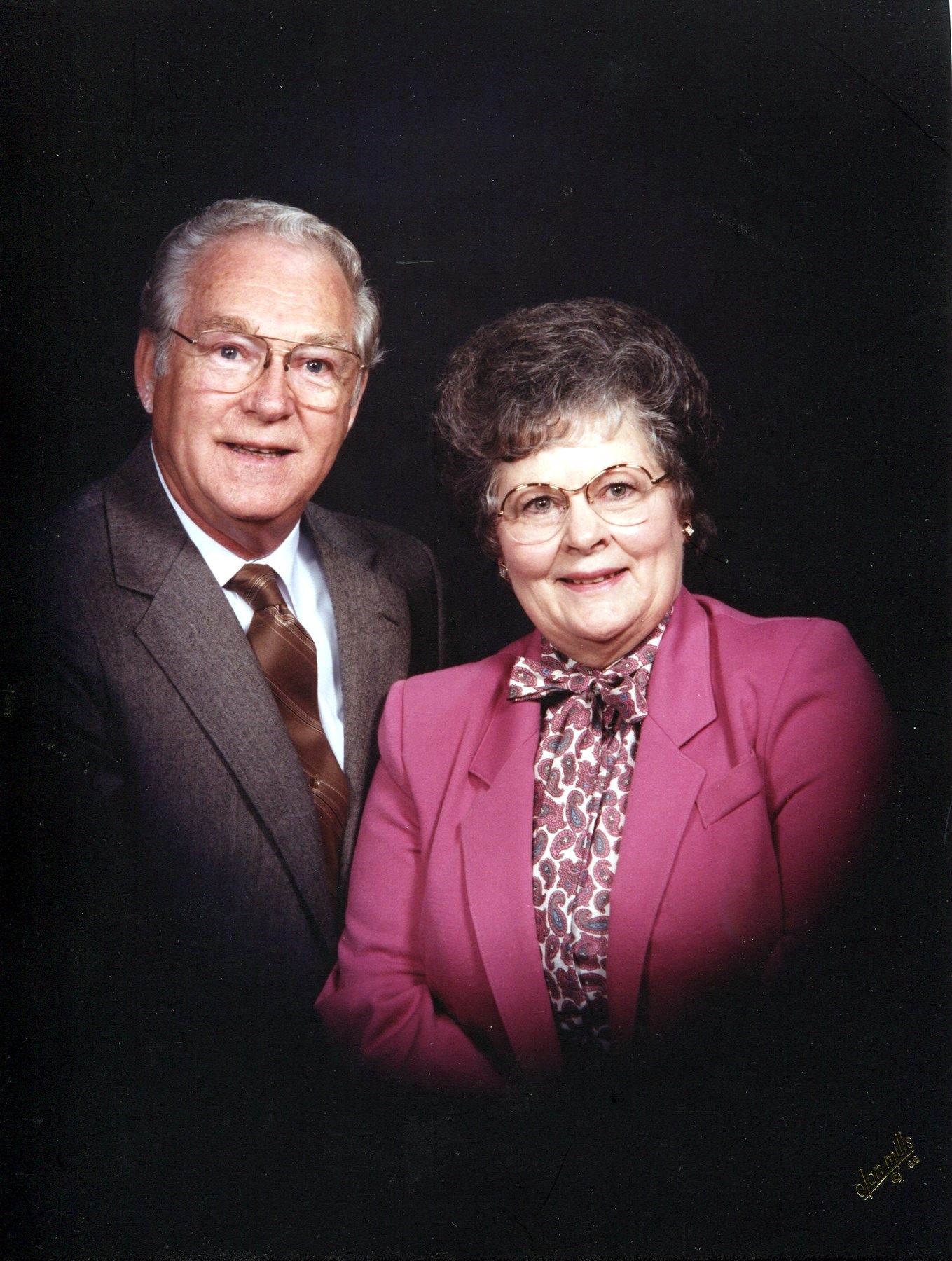 A Farewell To Friends Heartbreaking Obituaries Of Grand Rapids Beloved Companions - 38q0yyq