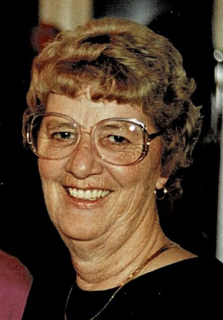 Obituary of Gwenivere Elaine Sears